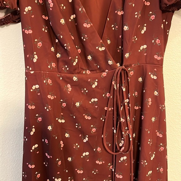 House of CB Burgundy Floral Dress - Picture 3 of 6